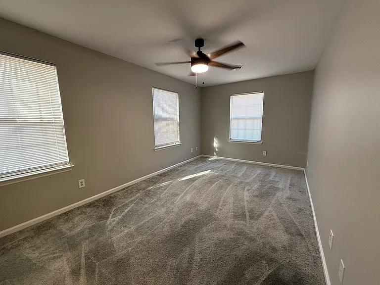1630B Oxford Rd #B — Photo 10