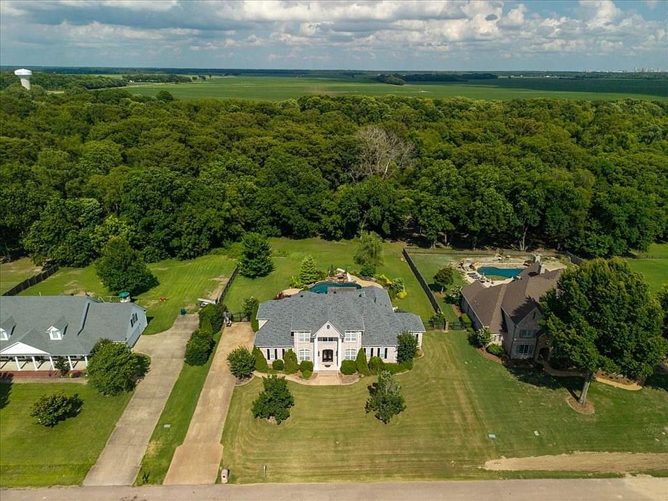 1st image of 627 Big Lake Rd