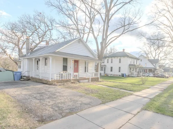 613 2nd Ave, Baraboo, WI 53913