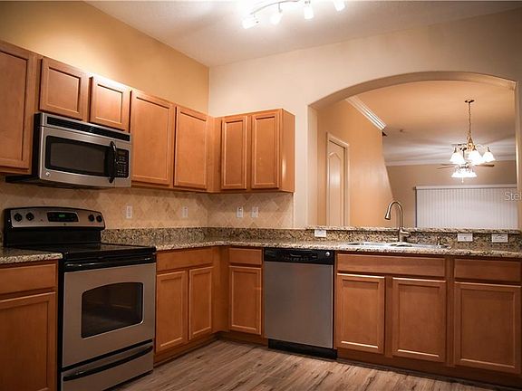 5th image of 4132 Winding Vine Dr