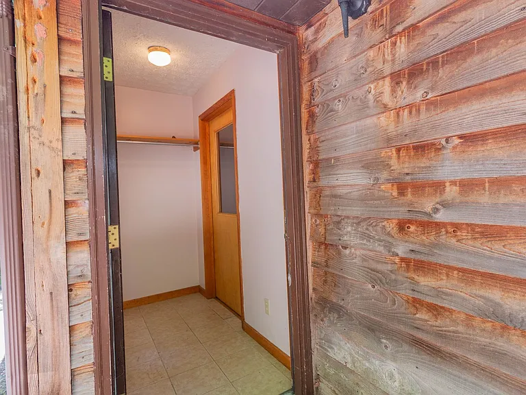 148 S Fieldstone Ln — Photo 5
