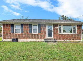 928 Shelbourne Ave, Vinton, VA 24179