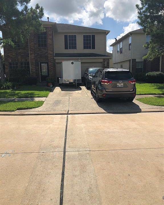 1st image of 2926 Katybriar Ln