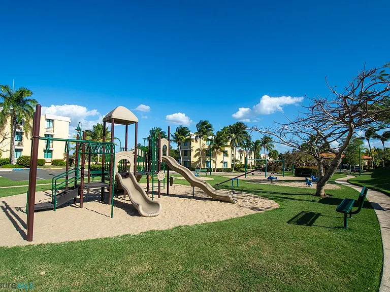 15 El Dorado Clb #1503 — Photo 44