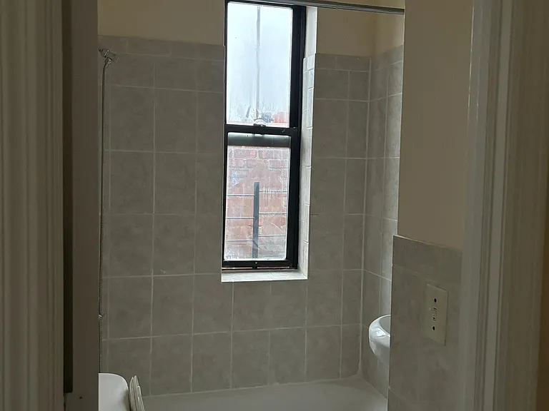 753 E 223rd St #9 — Photo 4