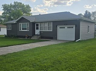 834 S Hastings Ave, Hastings, NE 68901