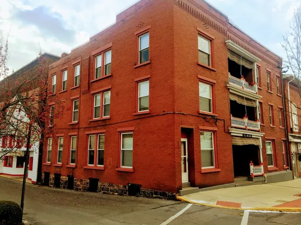 1014 Logan Avenue, 1014 Logan Ave APT 5, Tyrone, PA 16686