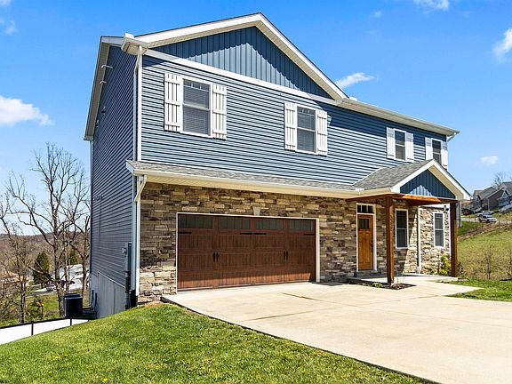 2nd image of 305 Gracie Ln