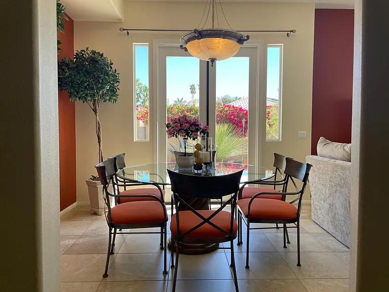 18 Vista Mirage Way — Photo 4