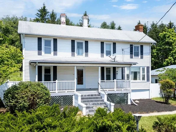 13 Shultz Ln, Greenville, VA 24440