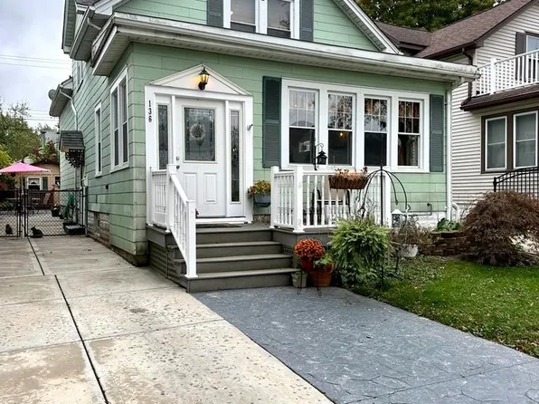 136 Henderson Ave, Buffalo, NY 14217