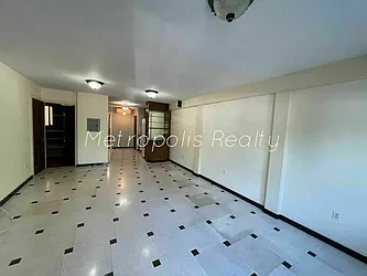 Rented by Metropolis International Realty Inc.