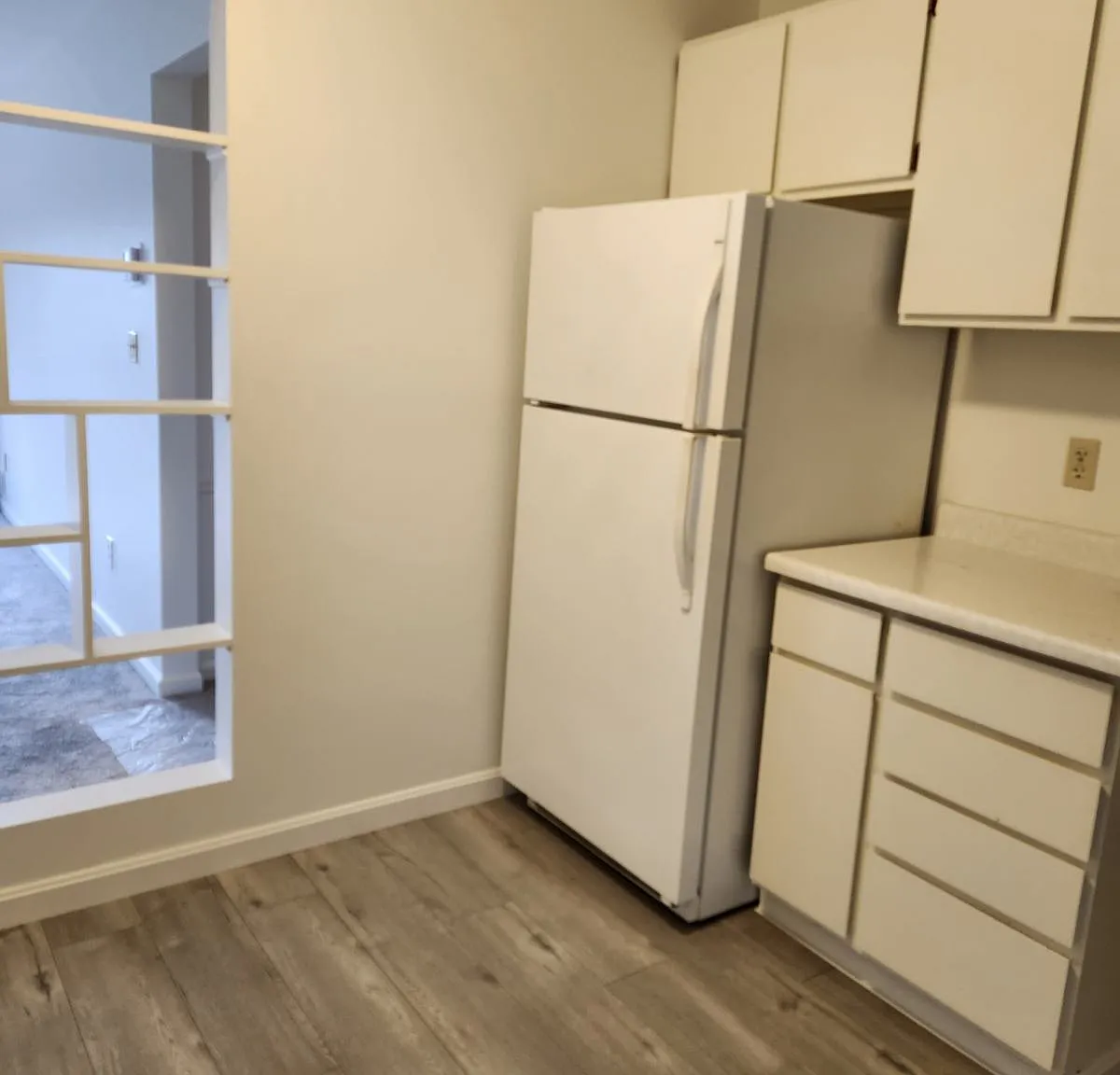 2 bed, 1060 sqft, $1,700 — Photo 4