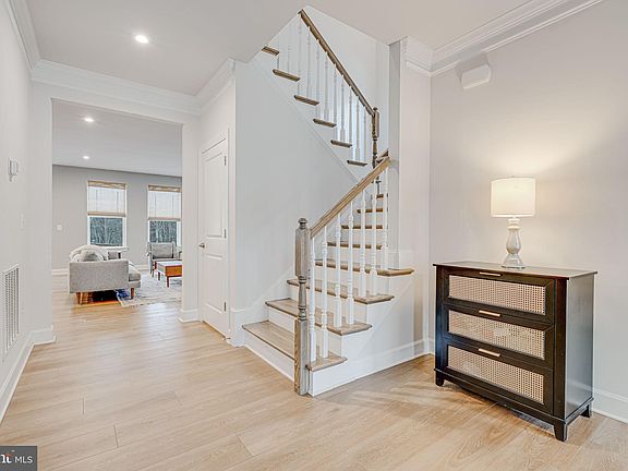 2nd image of 179 Boxelder Dr