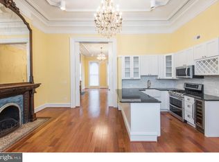 2129 Walnut St APT 1, Philadelphia, PA 19103