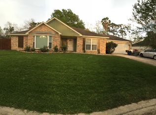 12602 River Bend Dr, Mont Belvieu, TX 77523