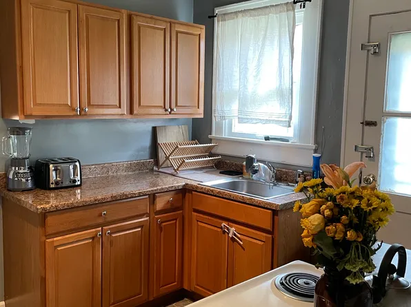 2165 Singleton St, Indianapolis, IN 46203