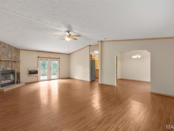 5th image of 150 Blackwell Dr