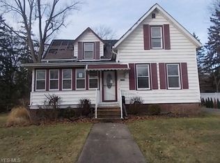 7642 Columbia Rd, Olmsted Falls, OH 44138