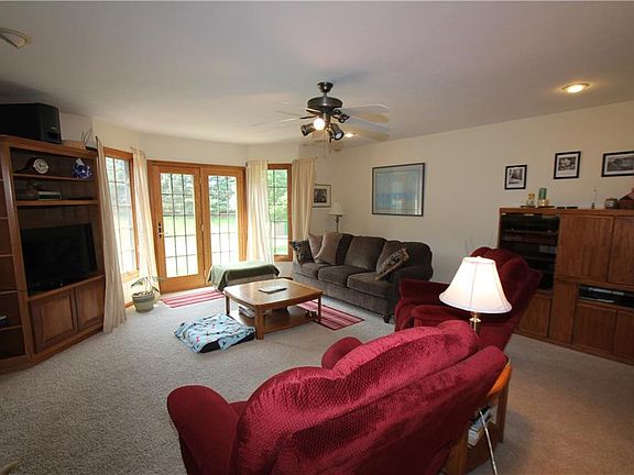 4th image of 1544 Steinhilber Dr