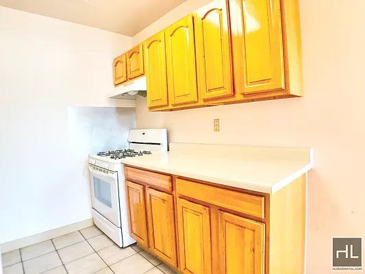 Rented by Highline Residential | media 7