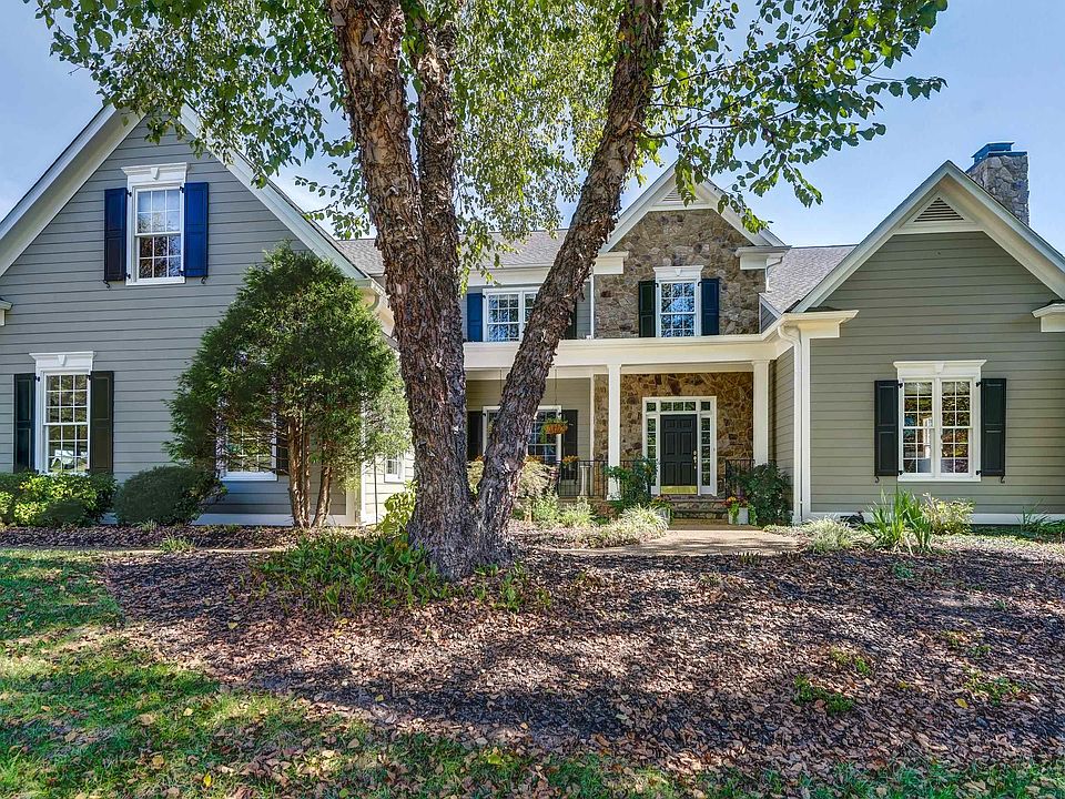 1st image of 1126 Cambridge Hill Ln