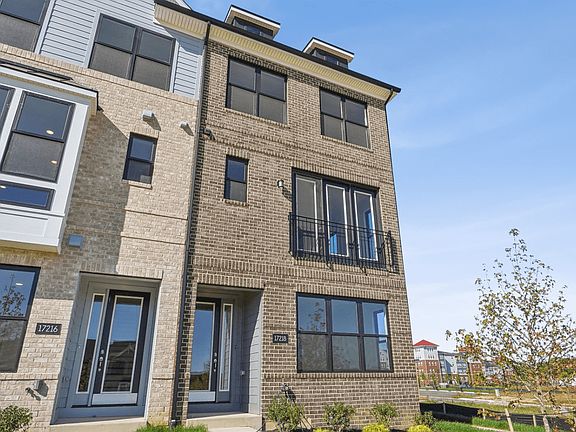 2nd image of 17218 Hardisty Way