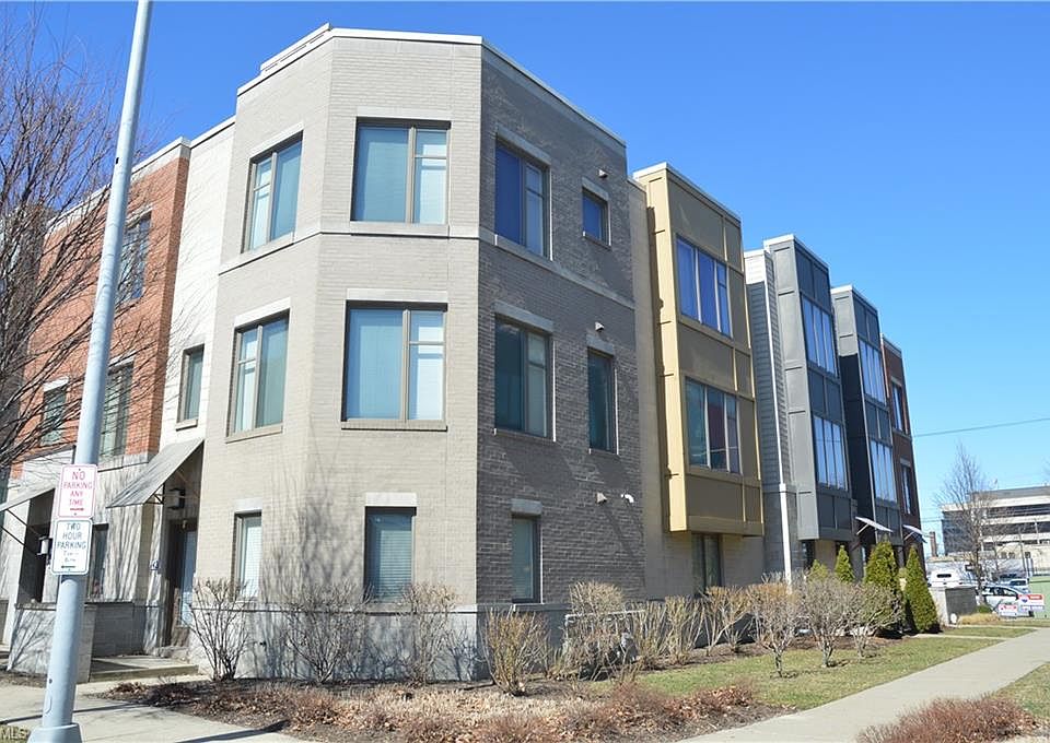 1st image of 1433 Lindazzo Ave