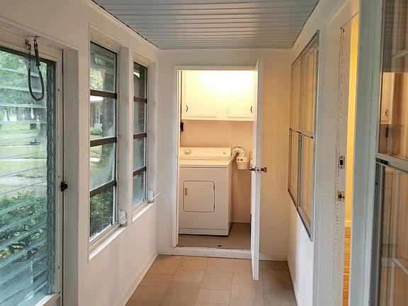 2nd image of 103B Edinburgh Ln