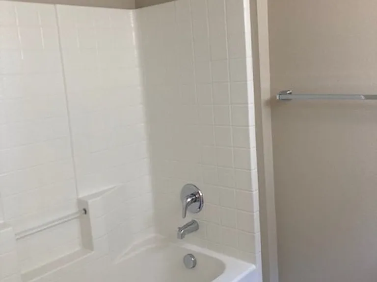 1406 N Fry Ln — Photo 16