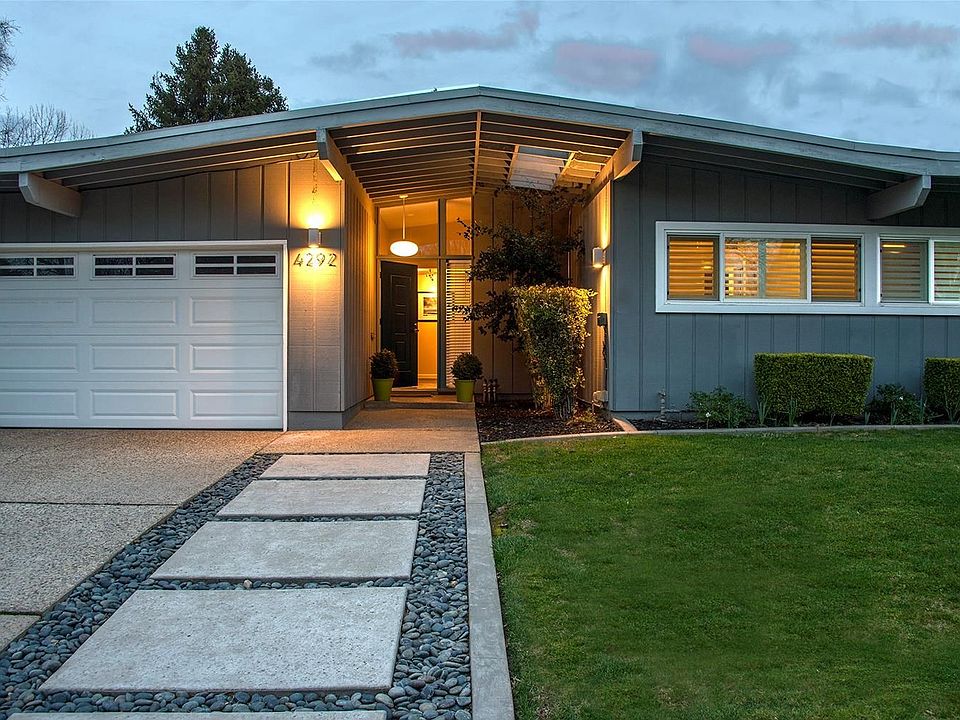 1st image of 4292 N River Way