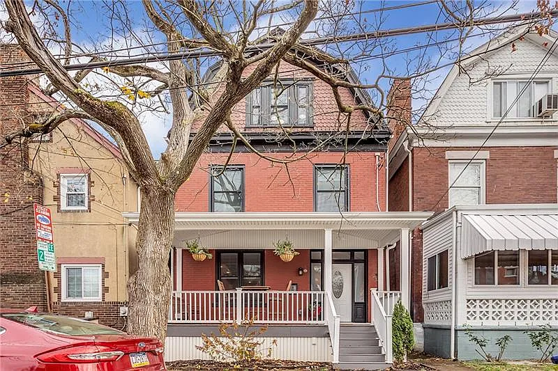 220 N Linden Ave photo 1