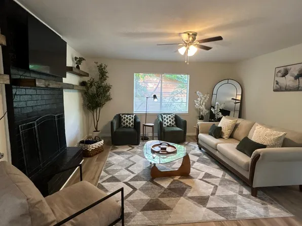 2509 White Oak Ln, Arlington, TX 76012