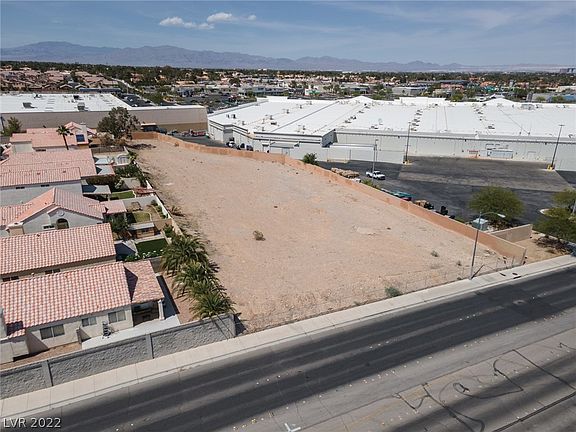 2nd image of W Twain Ave
