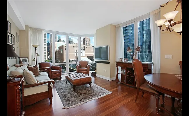 Sold by Douglas Elliman | media 21