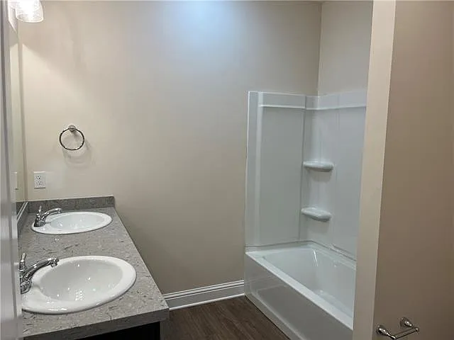 686 Central Ave #304 — Photo 12