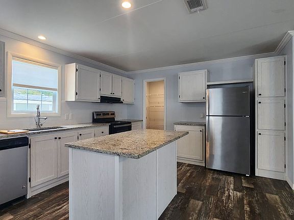 4th image of 2908 Kingswood Cir