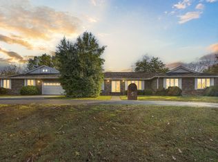 3362 E Summit Ridge Dr, Springfield, MO 65804