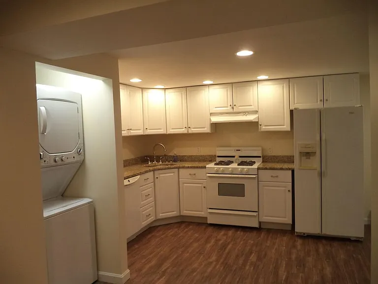 387 Main St #1 — Photo 2