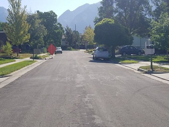 5th image of 868 E Hollyhock Ave