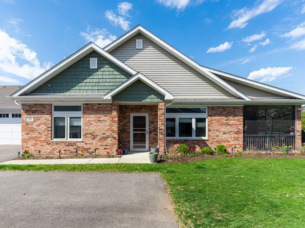 55 Briden Ln #55, Sycamore, IL 60178