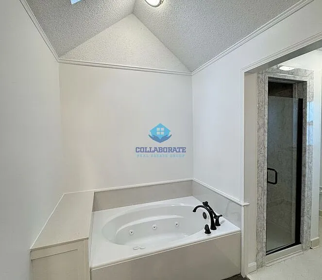 8070 Farmingdale Rd — Photo 18