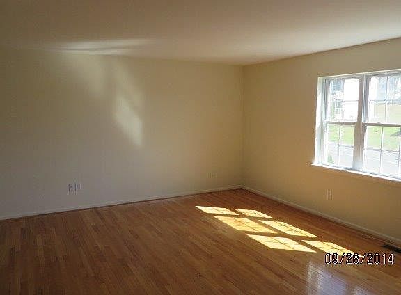 4th image of 67 Kelsey Dr