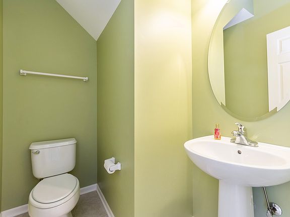4th image of 1118 Tuscany Dr