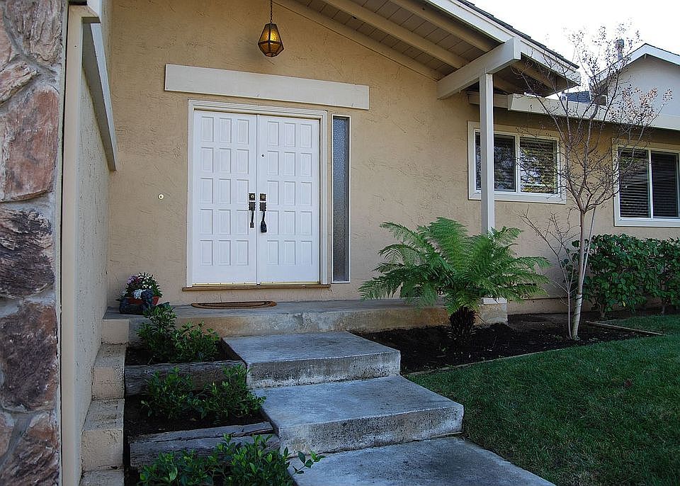 2nd image of 6359 Almaden Rd