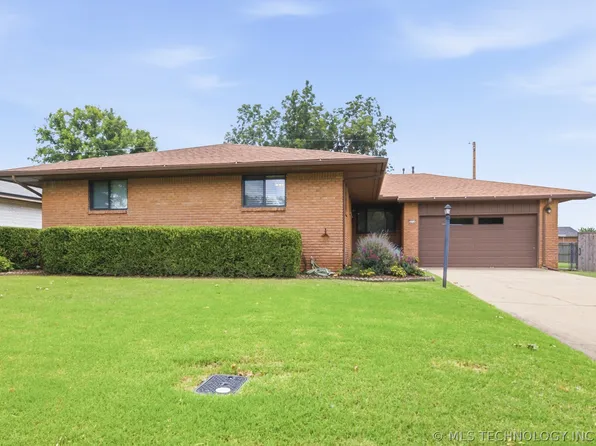 5174 E 29th St, Tulsa, OK 74114