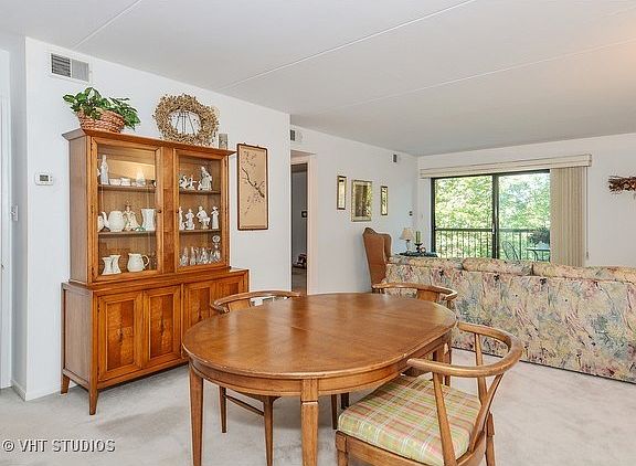 4th image of 5960 Lake Bluff Dr Unit 301