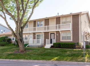 305 Milton Ct UNIT B, Bloomingdale, IL 60108