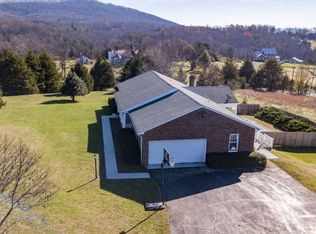 105 Advance Mills Blf, Ruckersville, VA 22968