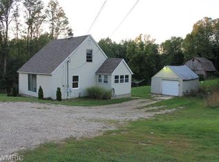 2193 Seventeen Mile Rd NE, Cedar Springs, MI 49319